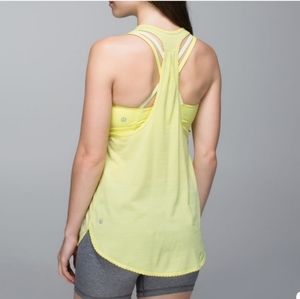 Lululemon 105F Singlet Scalloped Edge Tank top Yellow Stripe